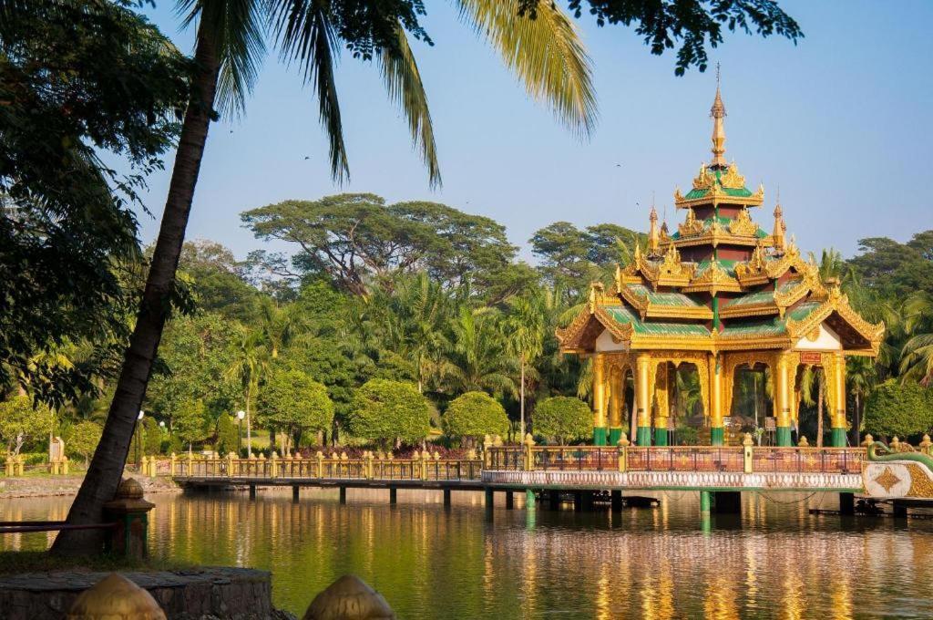 Excel Palace Hotel Yangon Exteriör bild